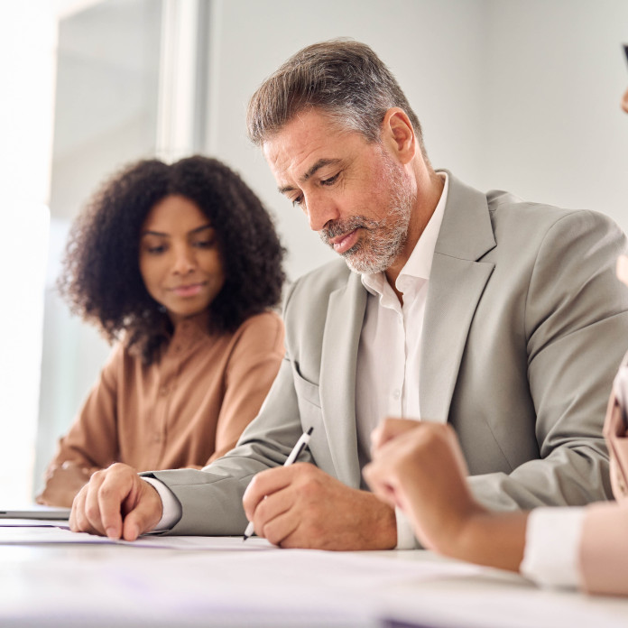 VKL Corredurías Seguros · Seguros para Empresas y Autónomos Sant Andreu